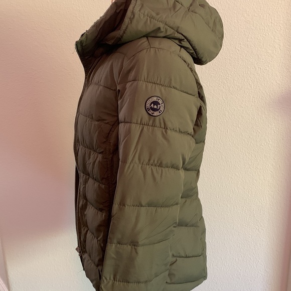 Dark green Abercrombie & Fitch lightweight puffer jacket - Picture 2 of 7